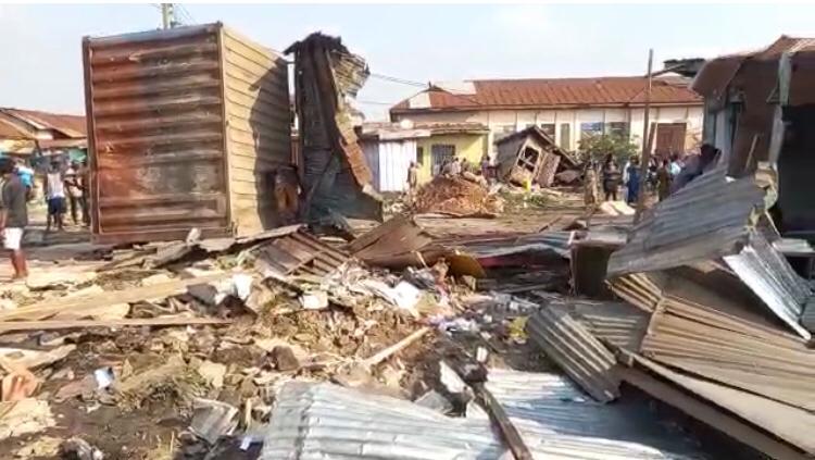 Kumasi: Over 100 shops demolished