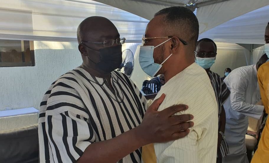 Rev. Owusu Bempah consoles Bawumia