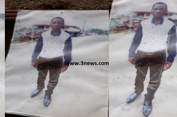 Man wanted after allegedly stabbing pregnant wife to death