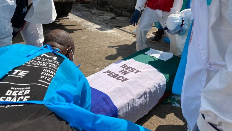 Sierra Leone tanker explosion: Mass burial in Freetown