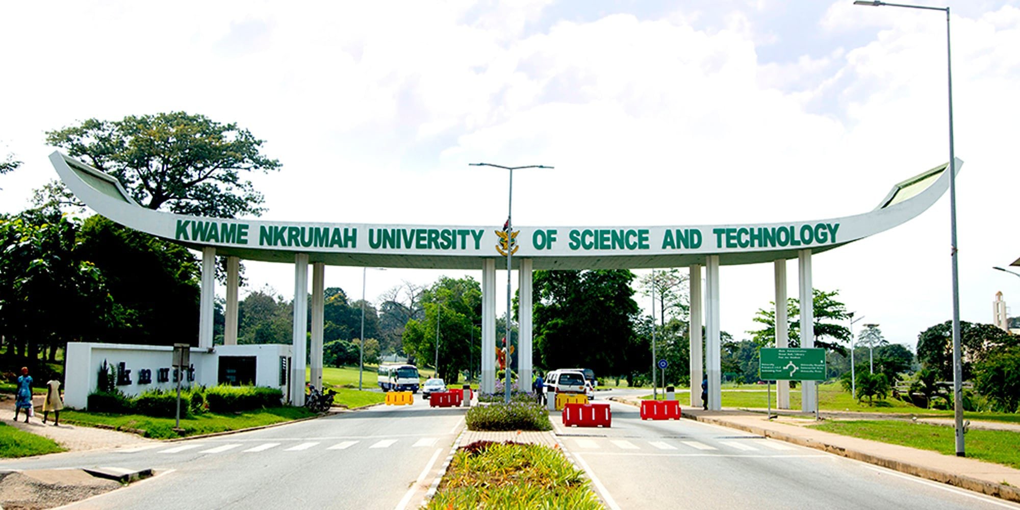 KNUST entrance1