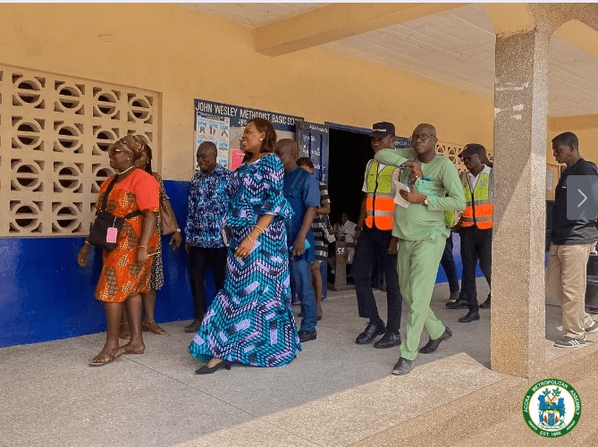 Mayor of Accra tours BECE centres
