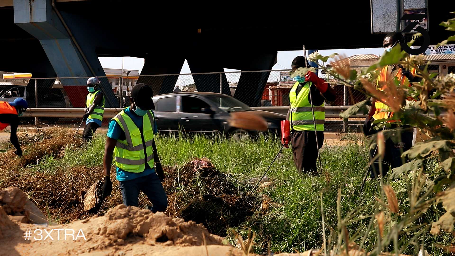 Buzstopboys: Championing cleanliness and patriotism in Ghana