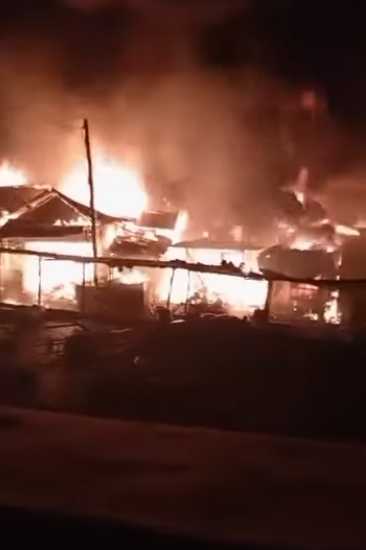 Breaking: Techiman Central Market engulfed in flames (Video)