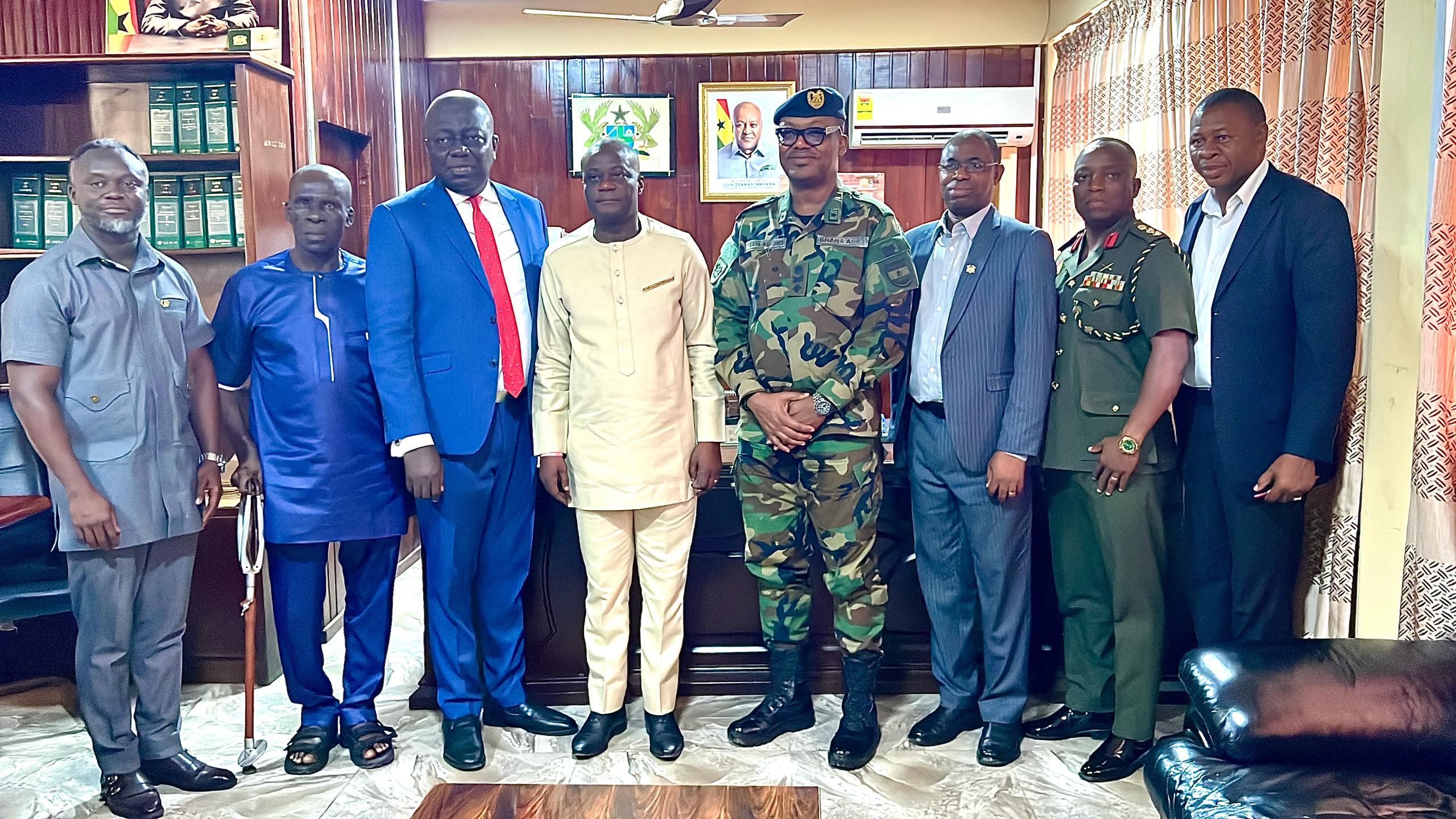 Western Regional Minister pledges to partner GPHA to create jobs for the youth