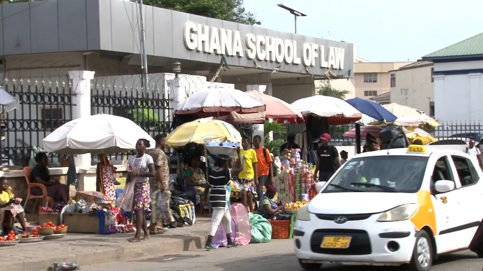 Accra's traders return to the streets days after AMA's decongestion exercise