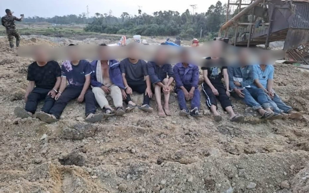 Bia River Chinese illegal miners