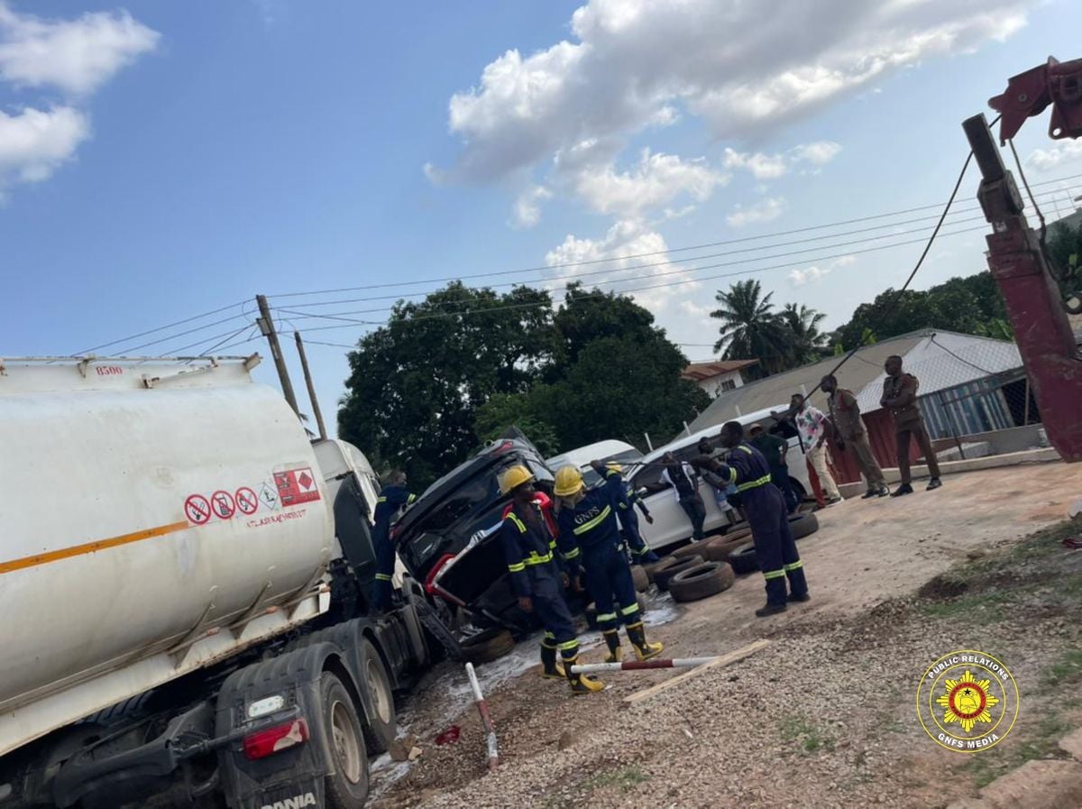 Kumasi: Fire service investigates cause of crash involving fuel tanker at Ahodwo
